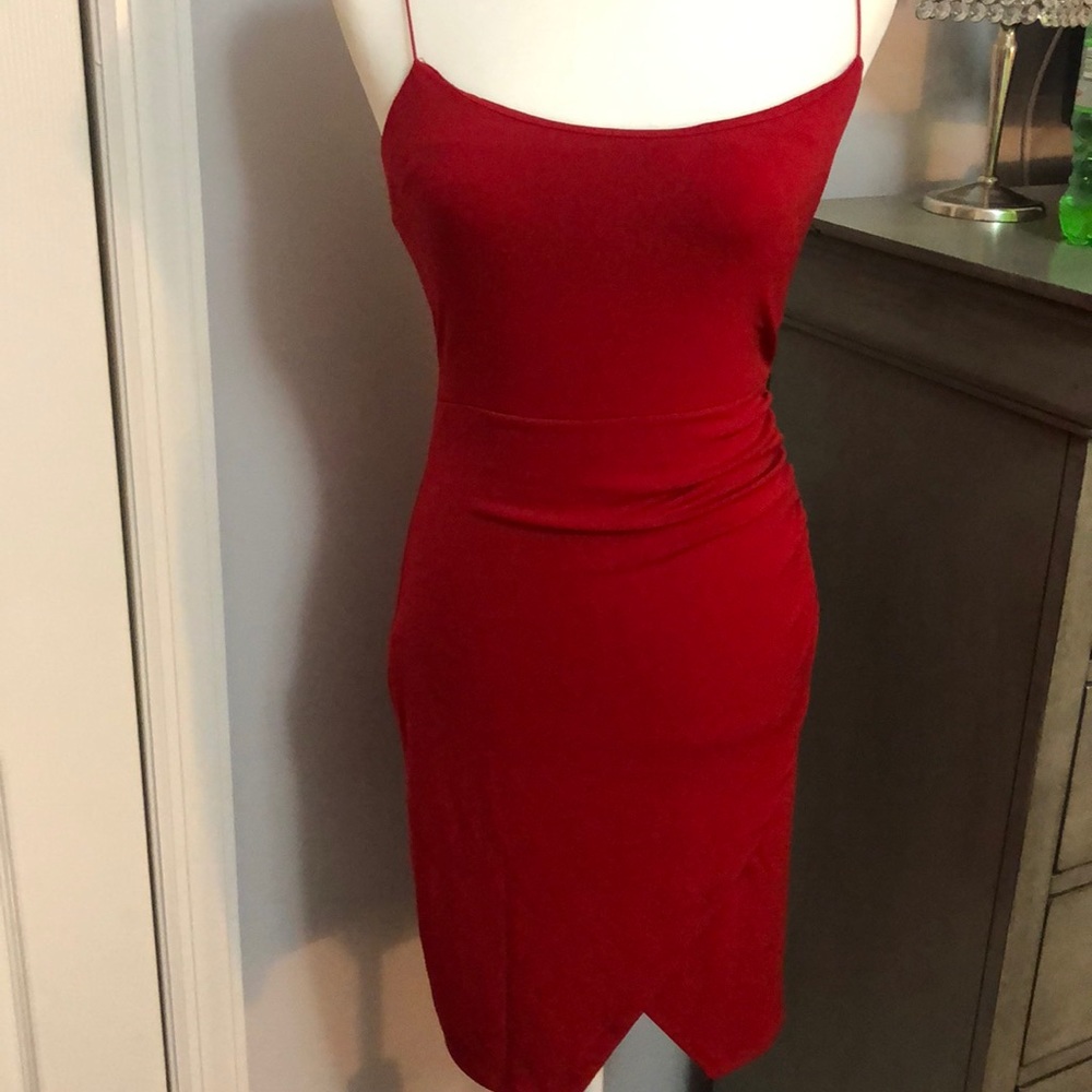 💋Leith Spaghetti Strap Ruched Dress - Picture 4 of 6